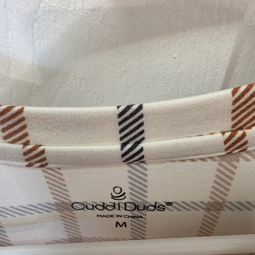 Cuddl Duds Cream and Brown Plaid Long Sleeve Top - Picture 2 of 3